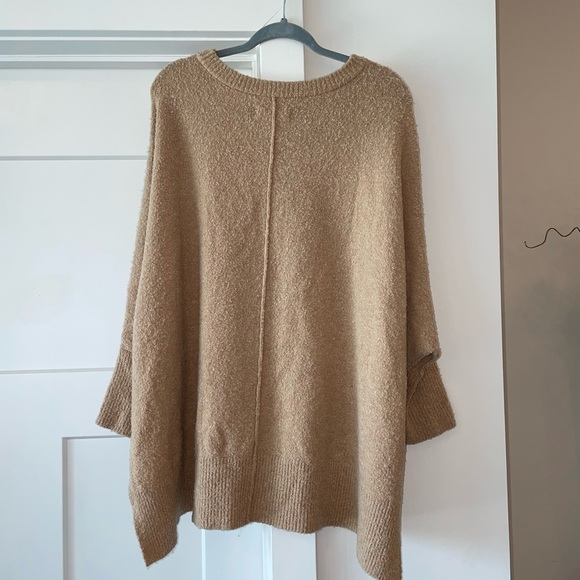 Lou & Grey Seamed Poncho Sweater - Women's Size M/L - Picture 3 of 7